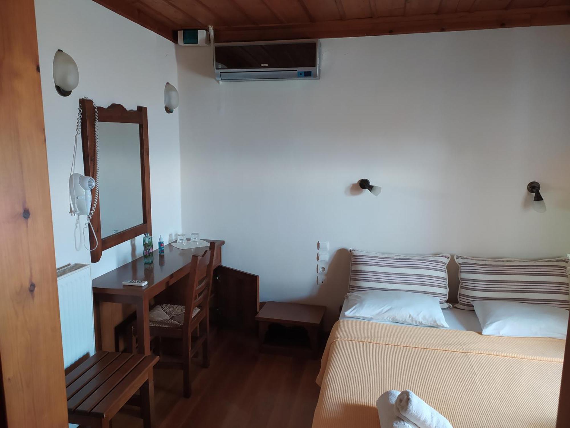 Archontiko Iatridis Hotel Mourésion Екстериор снимка