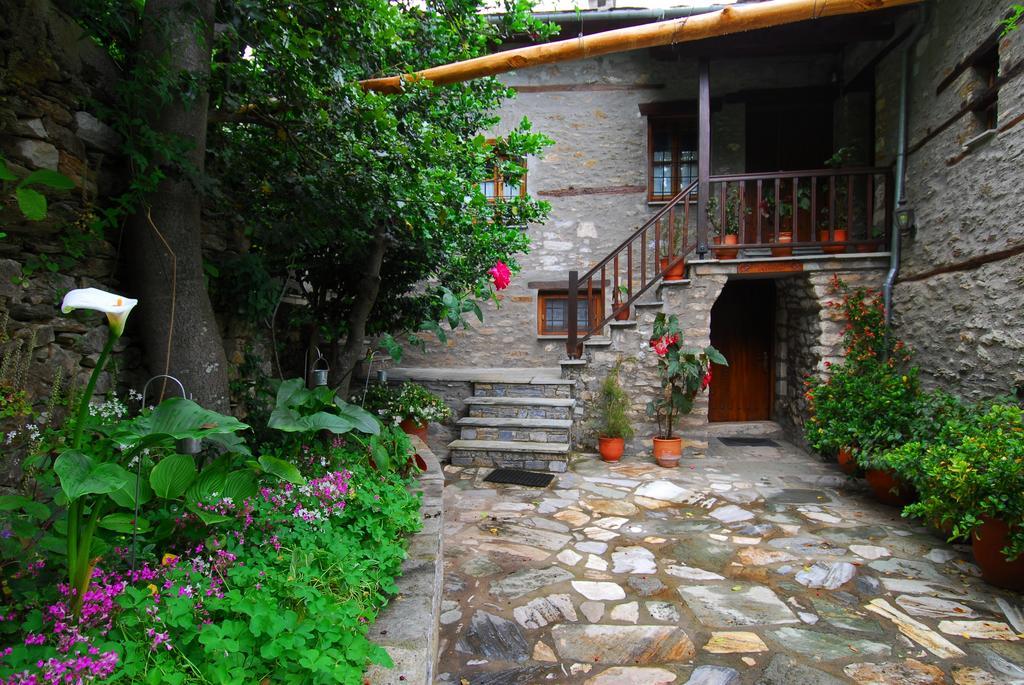 Archontiko Iatridis Hotel Mourésion Екстериор снимка
