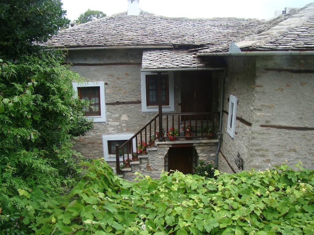 Archontiko Iatridis Hotel Mourésion Екстериор снимка