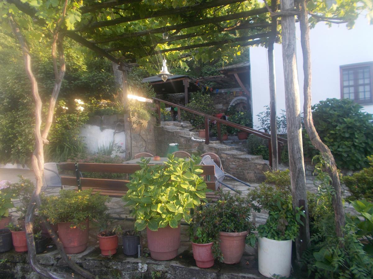 Archontiko Iatridis Hotel Mourésion Екстериор снимка
